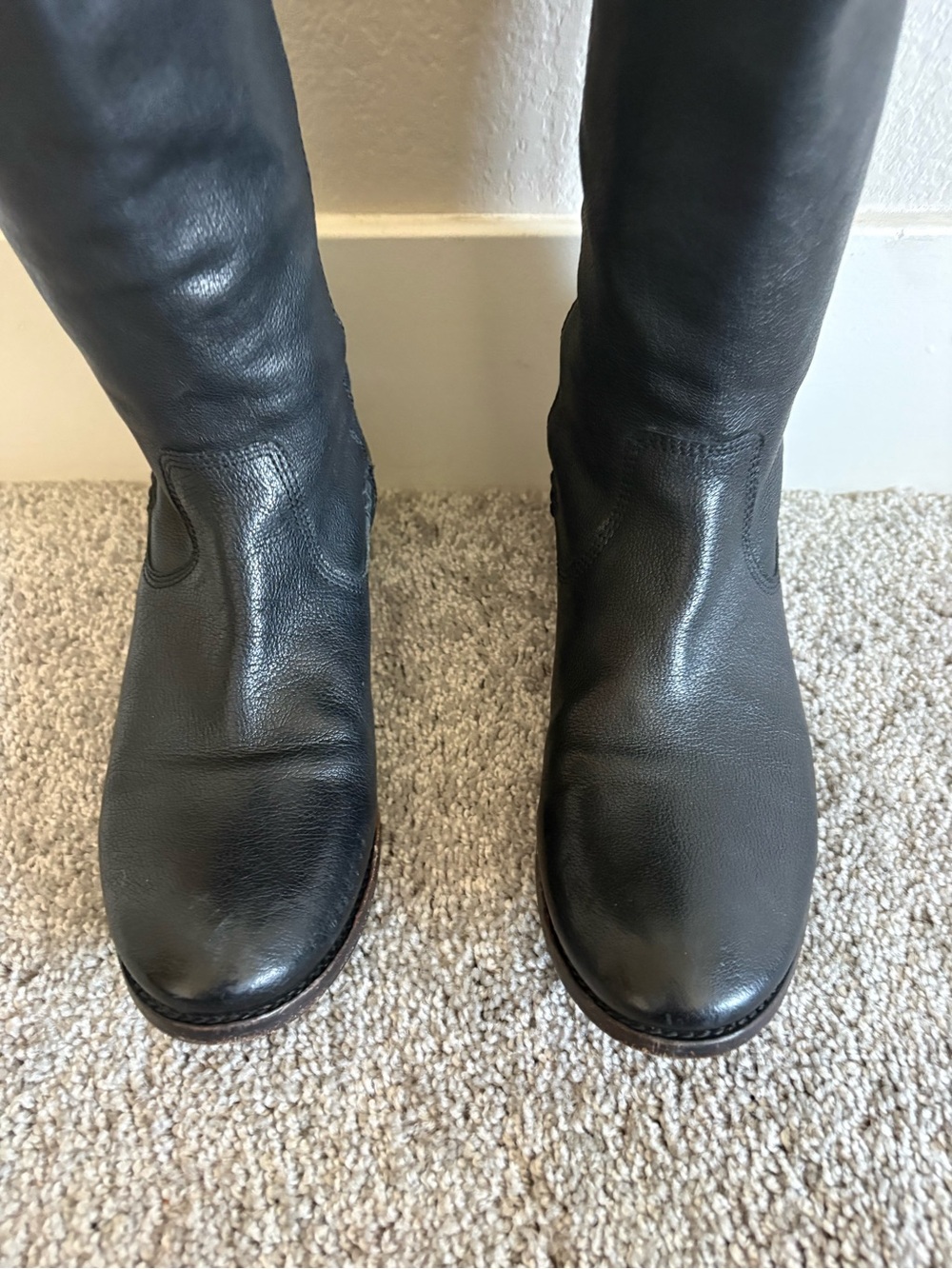 Frye Molly Black Leather Riding Boots size 8 - Picture 5 of 10